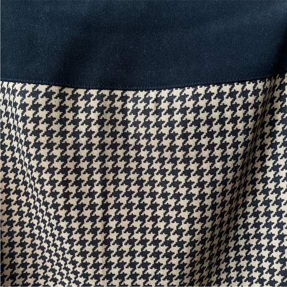 🚨3X$30🚨 Houndstooth skirt - Picture 9 of 10